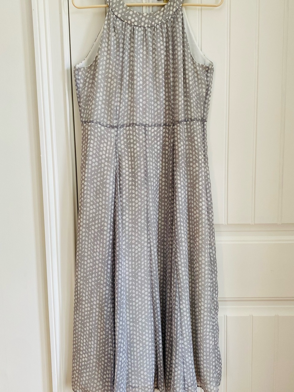 Tommy Hilfiger gray and white polka dot chiffon midi dress